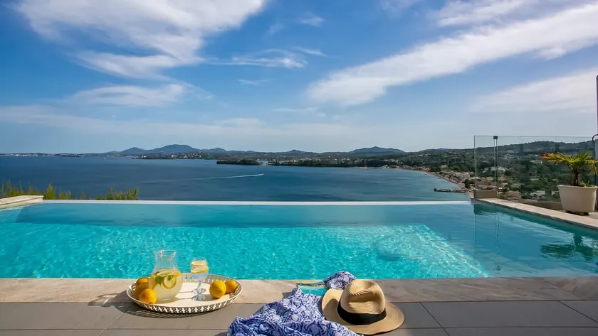 N&L VILLAS - Image 1