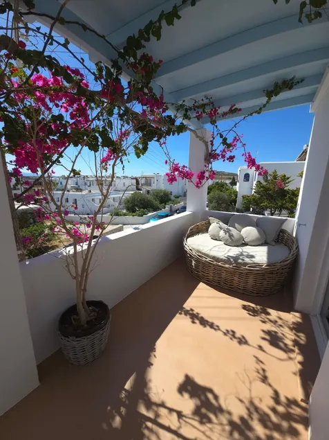 In Heart House - Naousa, Paros - Image 1