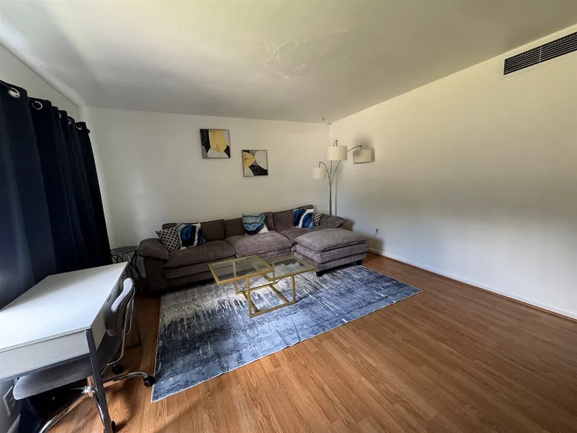 Retro lake Eola 1 Bedroom Condo Thornton park - Image 1
