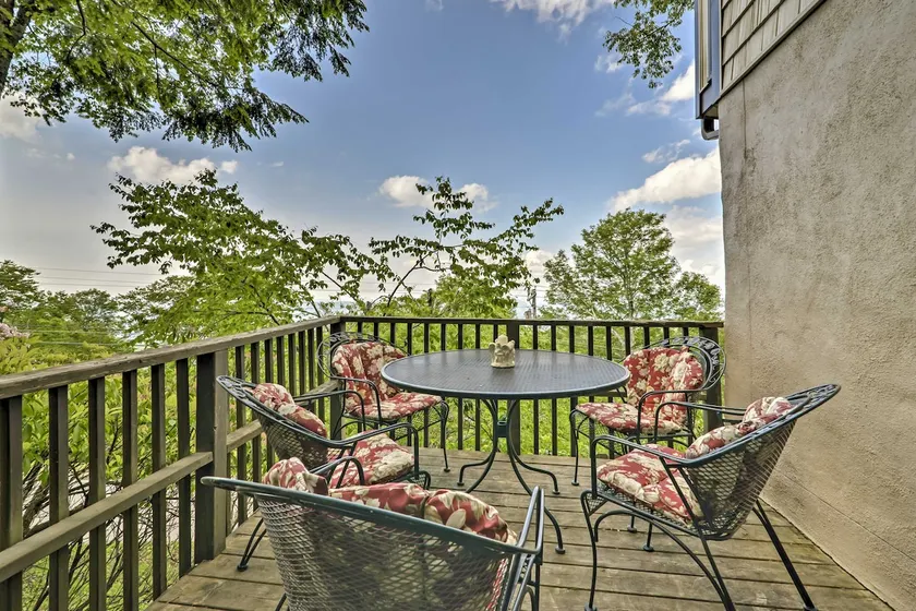All-Season Base w/ Views in Beech Mountain! - Image 1