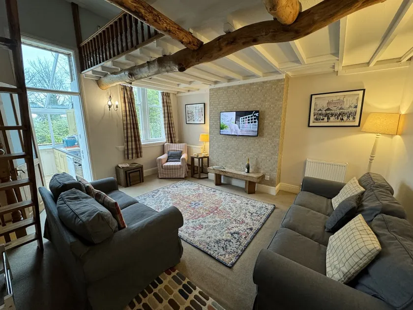 Bakewell Apartment, Hargate Hall - Image 1