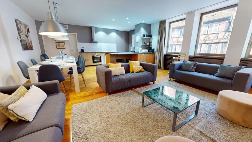 lacour ac 160m2 city center 4br3bth - Image 1