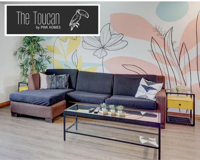 The Toucan: Dreamy 2 Bed Home Near Arts District - Image 1