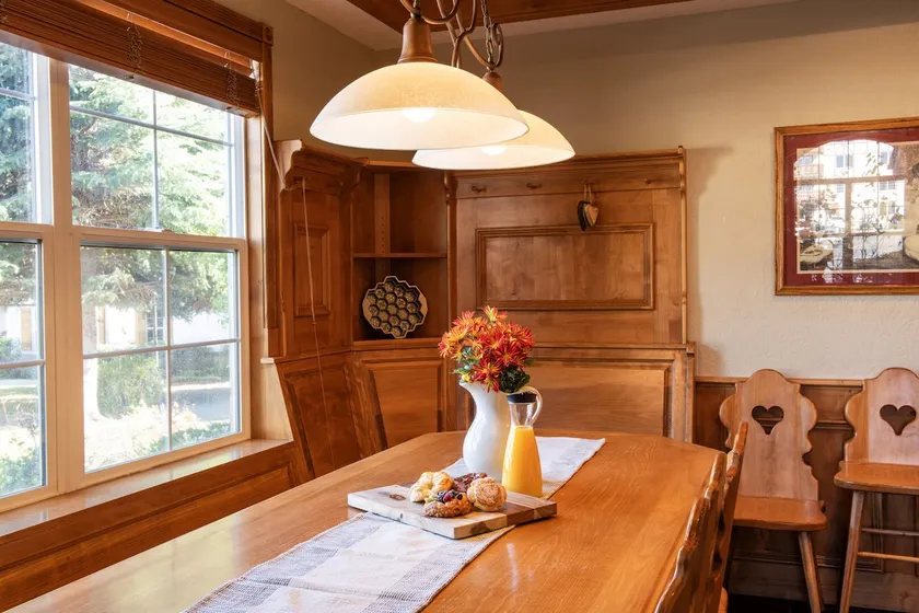 Family Fun Getaway 3BR Villa in Midway at Zermatt Resort - Image 1