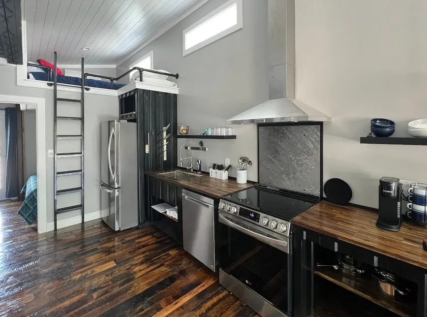 The Loft @ LockRidge Park - Image 1