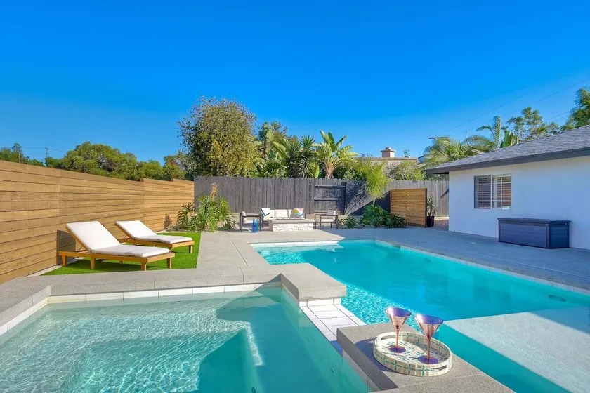Immaculate 3 BDR in Oceanside - Private Pool & Spa - Image 1