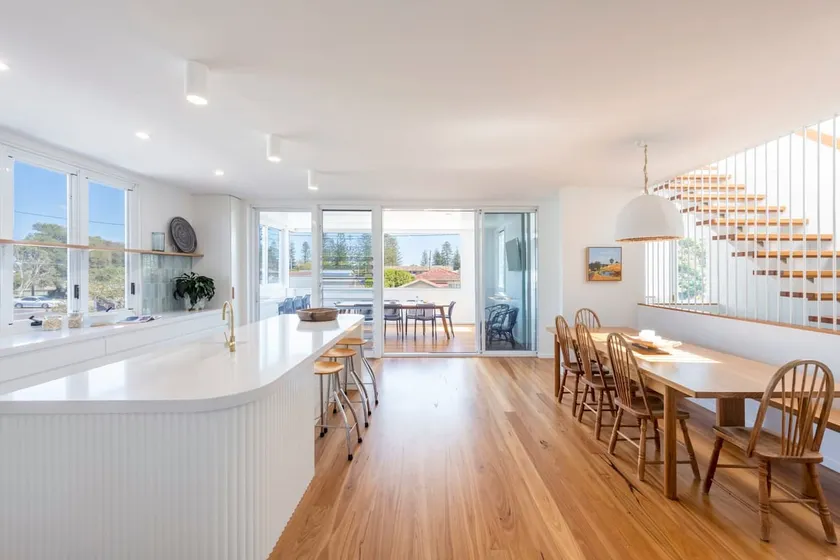 Sandhurst - oceanstays - Image 1
