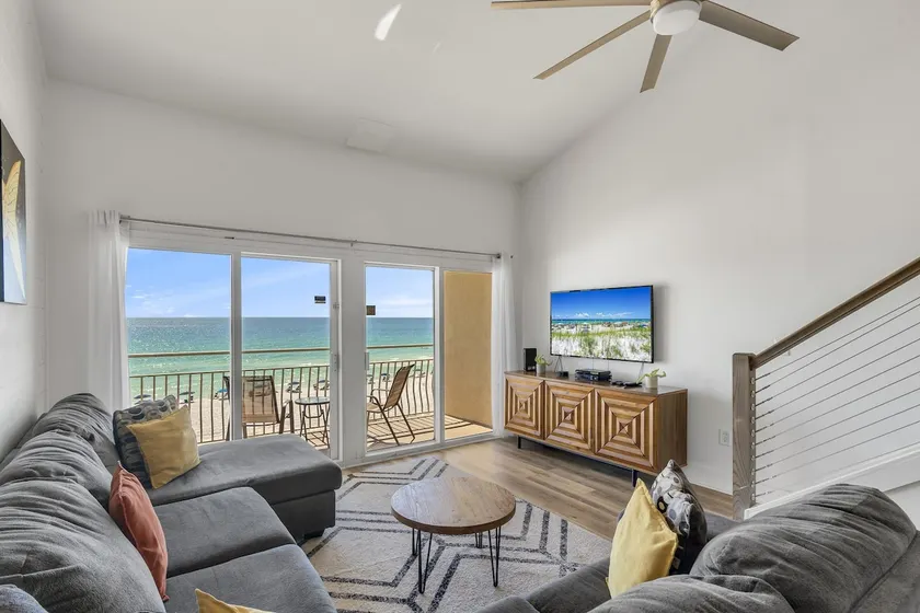 Crystal Sands 217A - Gulf Front, Corner Unit, Free Beach Service, Heated Pool! - Image 1