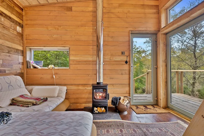 Cosagach Falls Cabin - Image 1