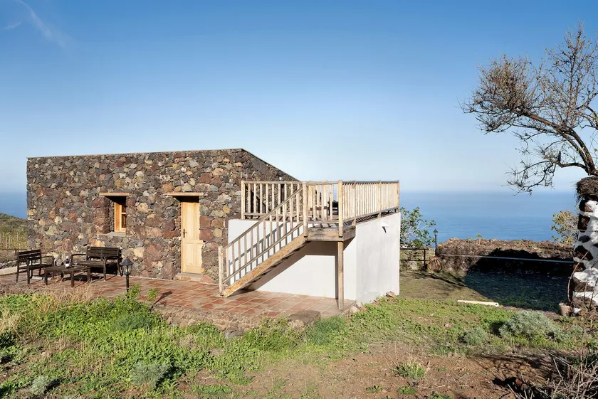 Chalet 'La Higuera' avec vue sur la mer, terrasse partagée et Wi-Fi - Image 1