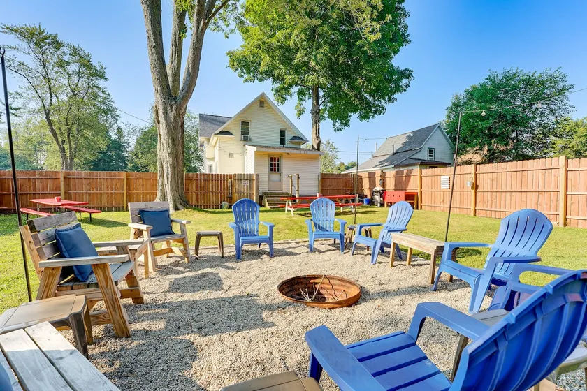 Cozy Hart Getaway w/ Fire Pit < 1 Mi to Lake! - Image 1