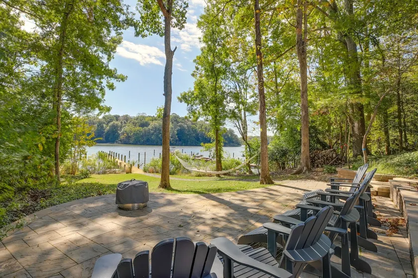 Waterfront Lusby Escape w/ Fire Pit & Kayaks! - Image 1