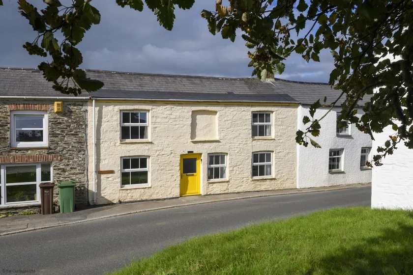 April Cottage - Image 1