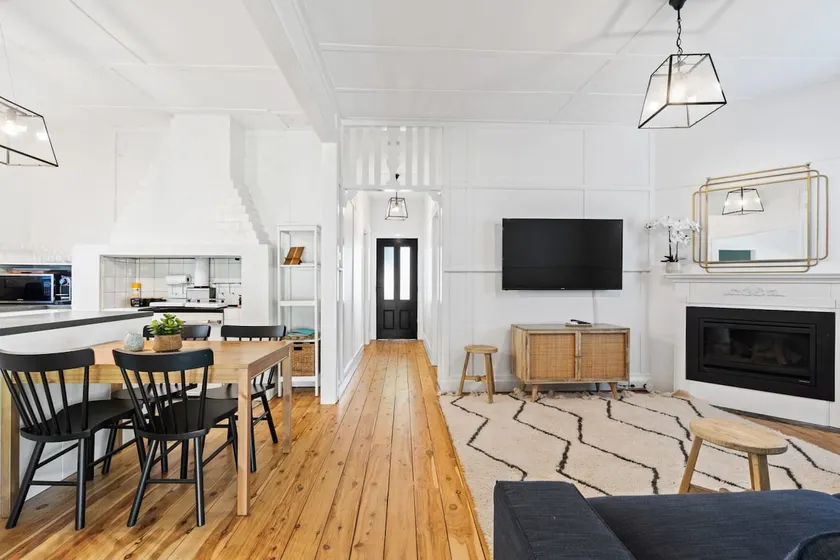 Johnno's Cottage - Prime Location - Sleeps 4 - Image 1