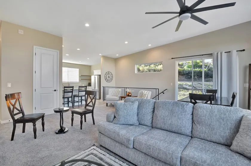 *New Listing!* Central to Everything! - Image 1