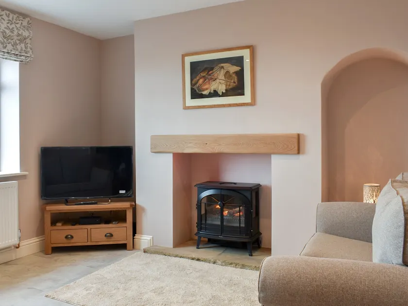 Cremona Cottage - Image 1