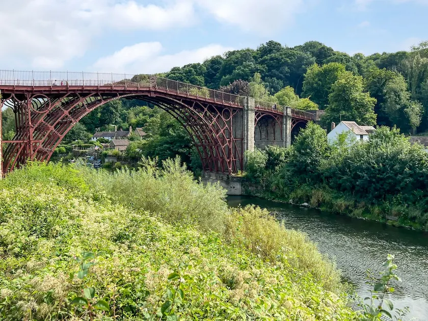1 Severn Bank - Image 1