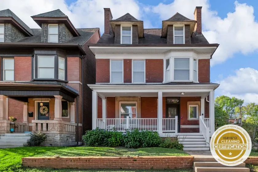 Classic 7BR CWE Home 3rd Floor Suite ABODEbucks - Image 1