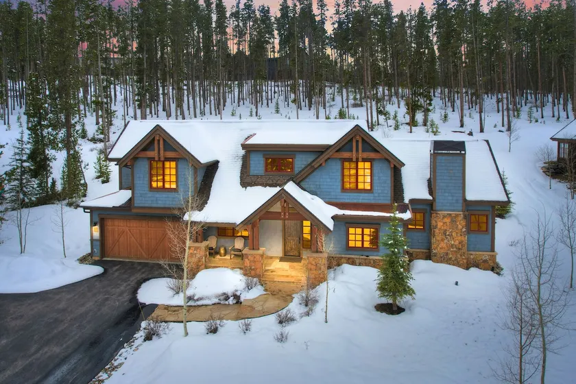 Ten Mile Vista | Hot Tub, Location & Great Views! - Image 1