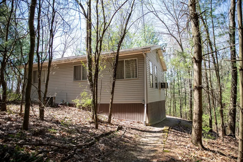Dogwood Cottage, Hot Tub, WiFi, Pet Friendly - Image 1