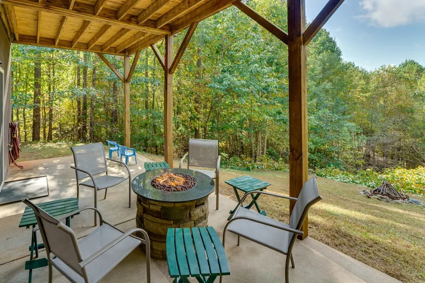 Serene Cabin w/ Deck & Fire Pit in Blue Ridge Mtns - Image 1