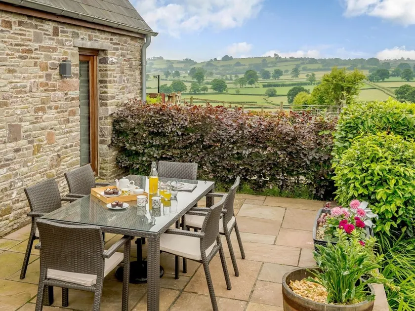 3 Bed in Brecon oc-88249 - Image 1