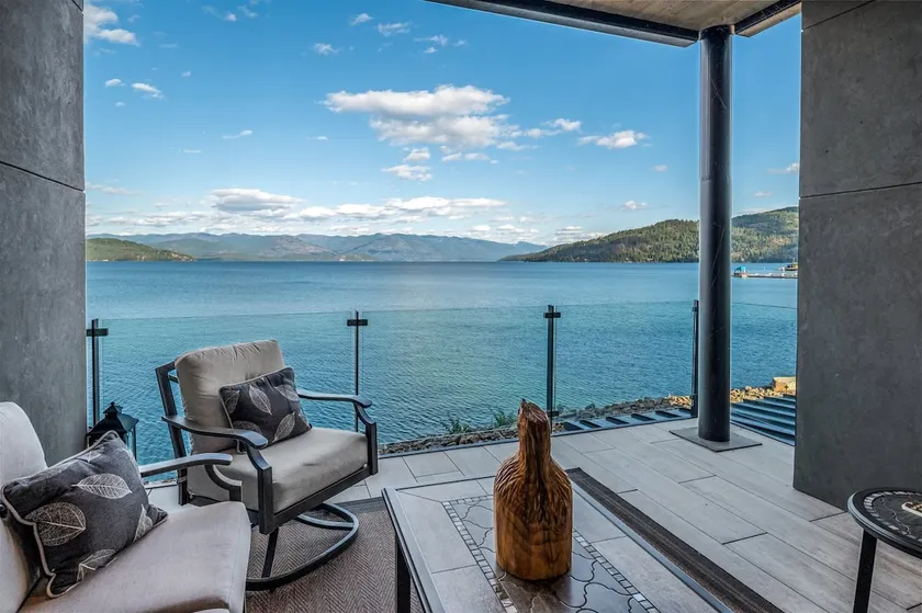 Exclusive Seasons 8 | Waterfront | Rooftop Hot Tub - Image 1