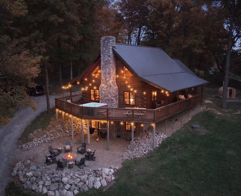 Secluded w/ View! Hot tub! Sauna! Sleeps 14! - Image 1