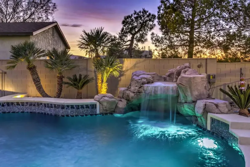 8000sf Mega Mansion • 7BR, Casita, Pool, Spa, Gym - Image 1