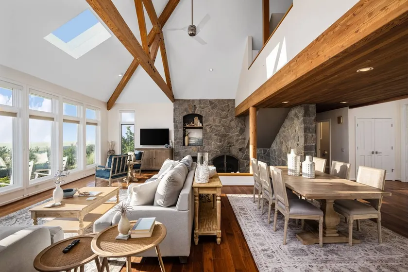 Breathtaking Panoramic Ocean and Views on Gearhart - Image 1