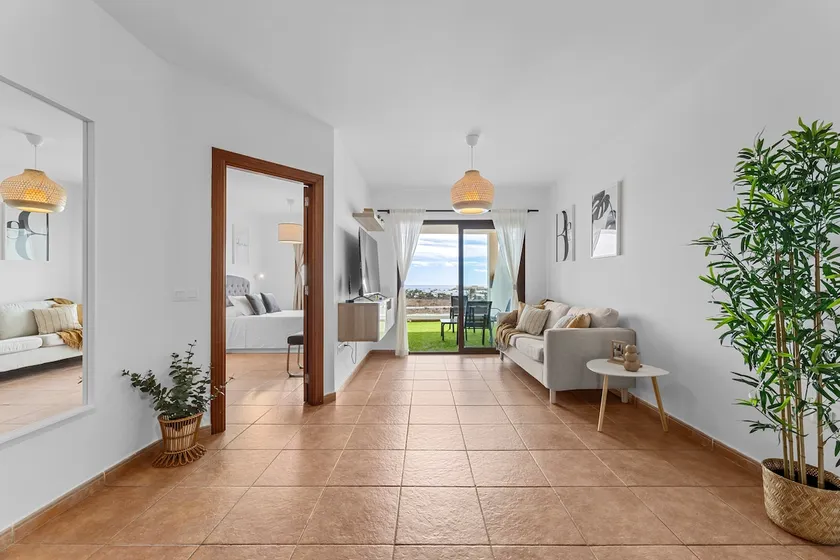 Holyhome Seaview - Image 1