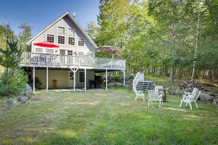 Frye Island Family Cabin With Lake & Beach Access! - Image 1