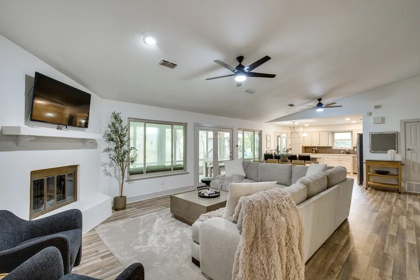 Pickleball/Sport Court: Spacious Kemp Home! - Image 1