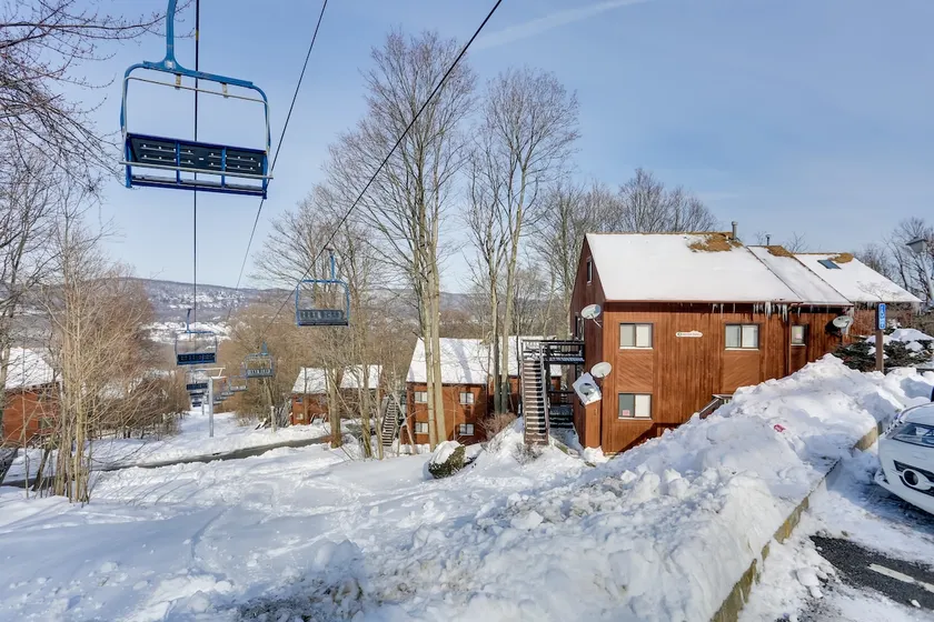 Mountain Creek Ski Condo With 2 Decks! - Image 1