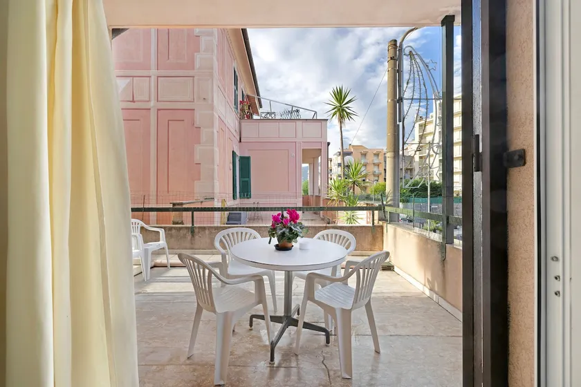 Casa Rosa - Image 1