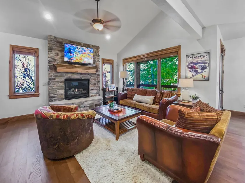1271 Mountain Getaway at Jordanelle! by SkyRun Park City - Image 1