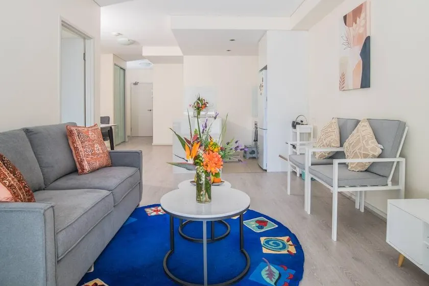 Lovely 1 bed apartment at Turrumurra with parking - Image 1