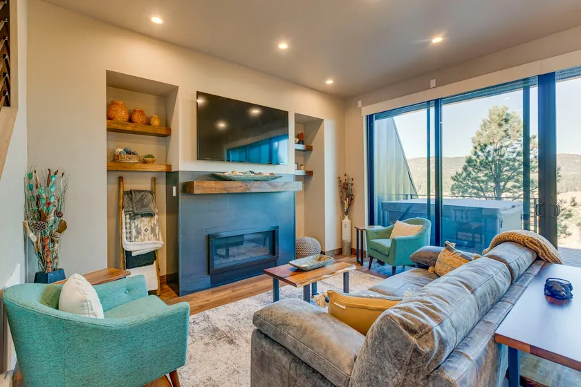 Angel Fire Home w/ Hot Tub < 1 Mi to Ski Slopes! - Image 1