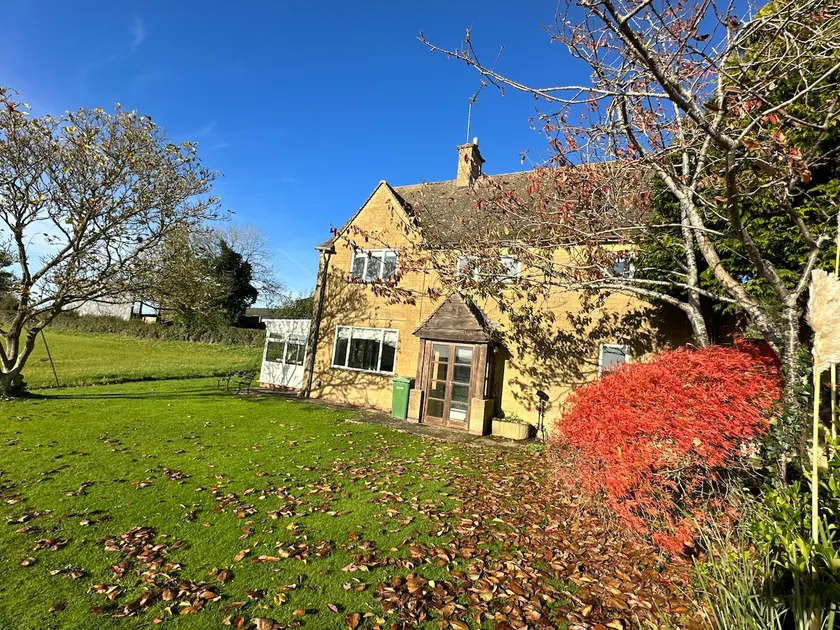 Ashleigh - Ash Farm Cotswolds - Image 1