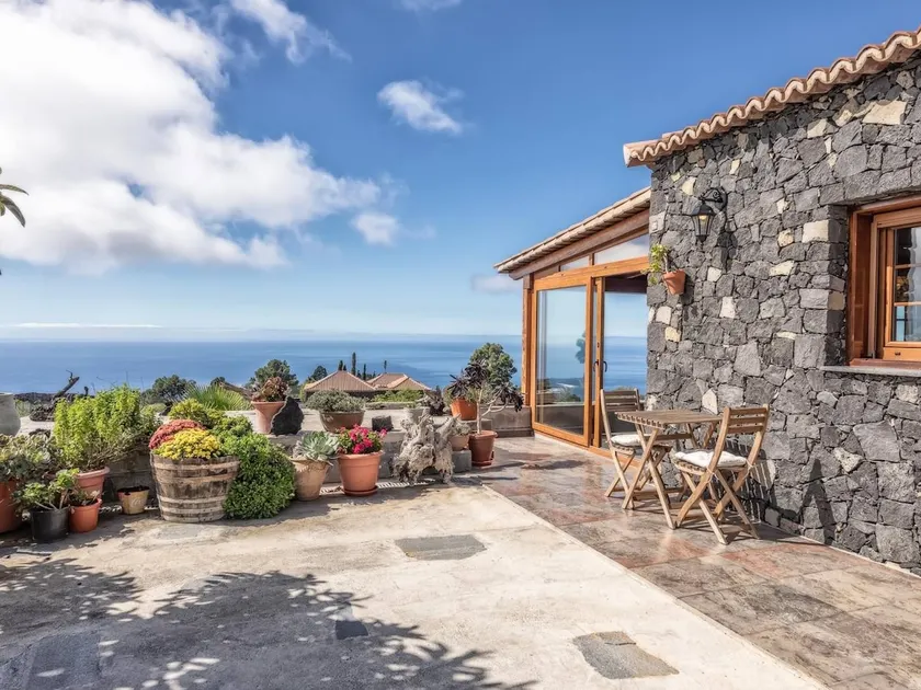 Casa Pedrito by Huskalia - Image 1