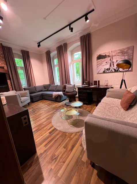 Cozy vacation rental, close to the Elbe & the Old Town - Image 1
