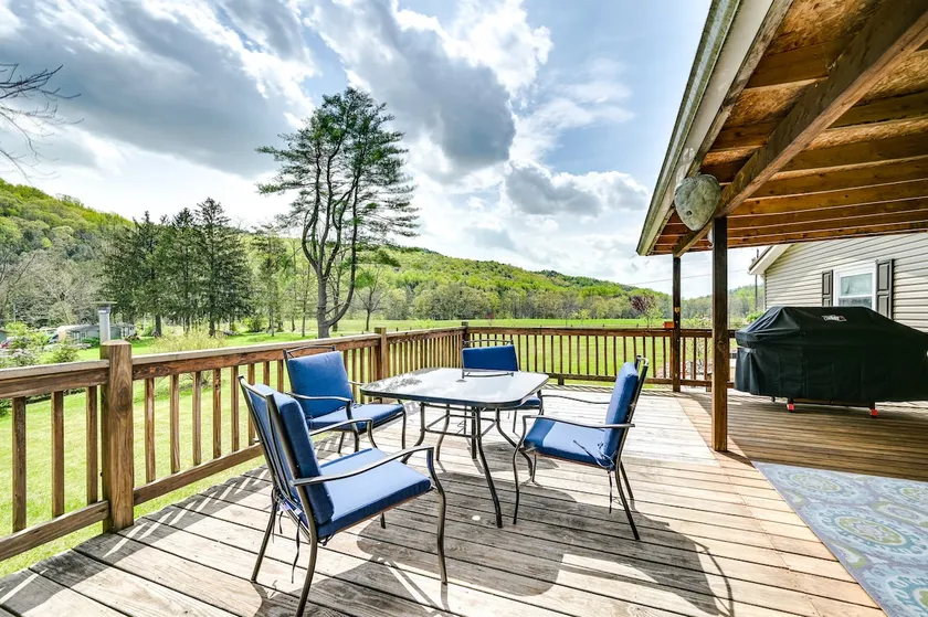 Cozy Huntingdon Escape: 19 Mi to Penn State Univ! - Image 1