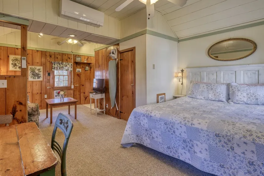 Open Hearth Inn Cottage 12 - 10 min to Acadia! - Image 1