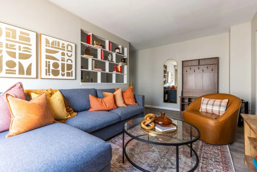 Maple Heights Oasis - Image 1