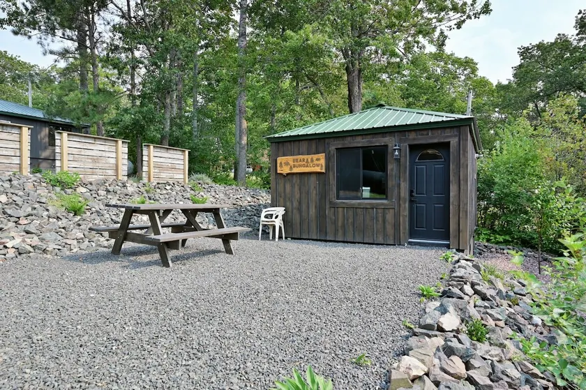 The Spot 2 Bear Bungalow on The Pike Chain of Lake - Image 1