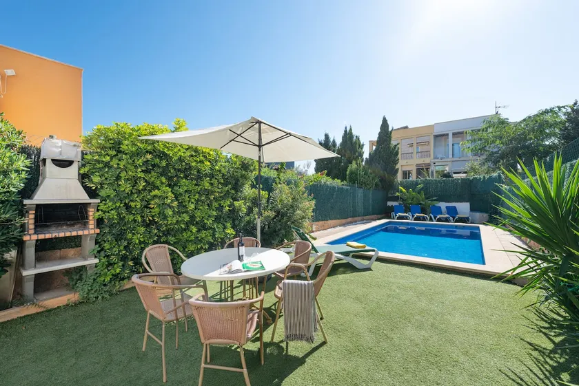 Villa El Olivo - Image 1