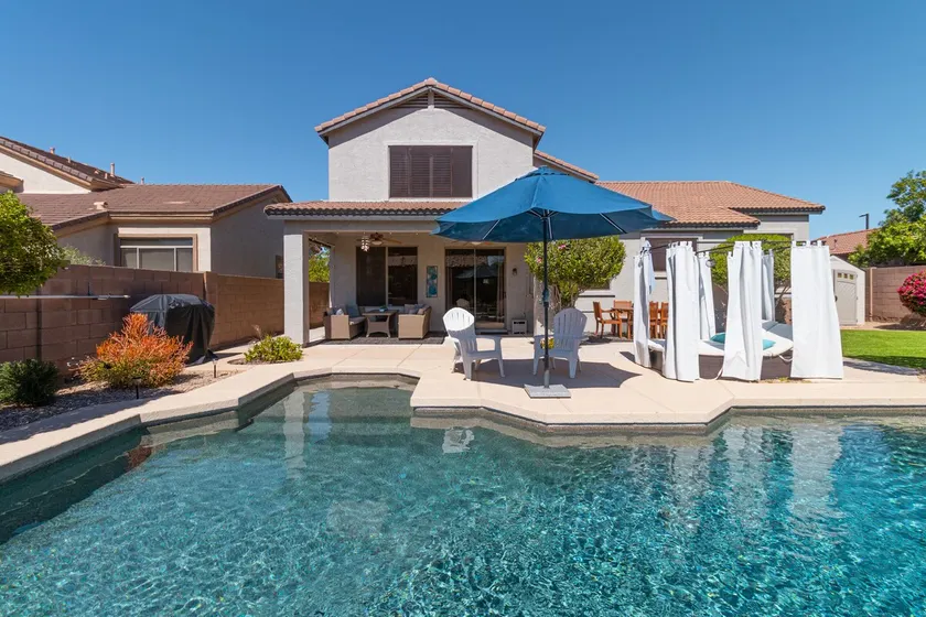 Desert Oasis 4BD 3BA, Lux Resort Pool in Mesa, AZ - Image 1