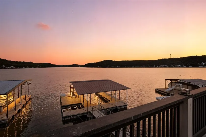 Breathtaking Views, Private Dock, Pure Relaxation - Image 1