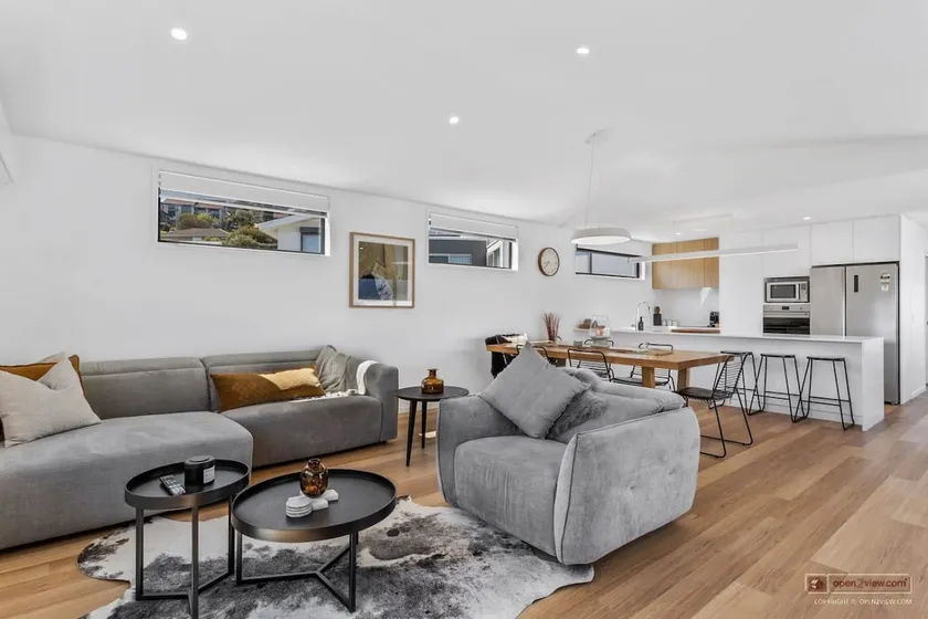 Mountain View Villa-close to shops-10min to CBD - Image 1