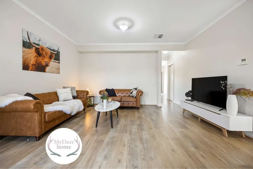 The Charming Living 3BR Townhouse Perfect Vacation - Image 1
